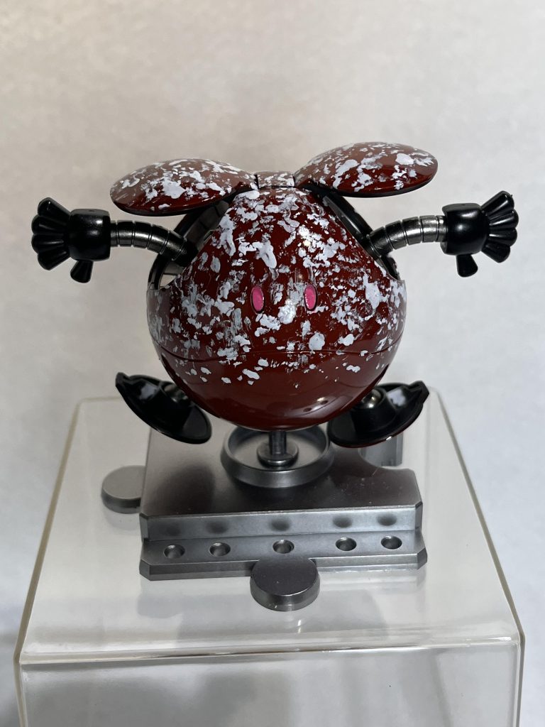 先のバレンタインハロと一緒に飾ります。