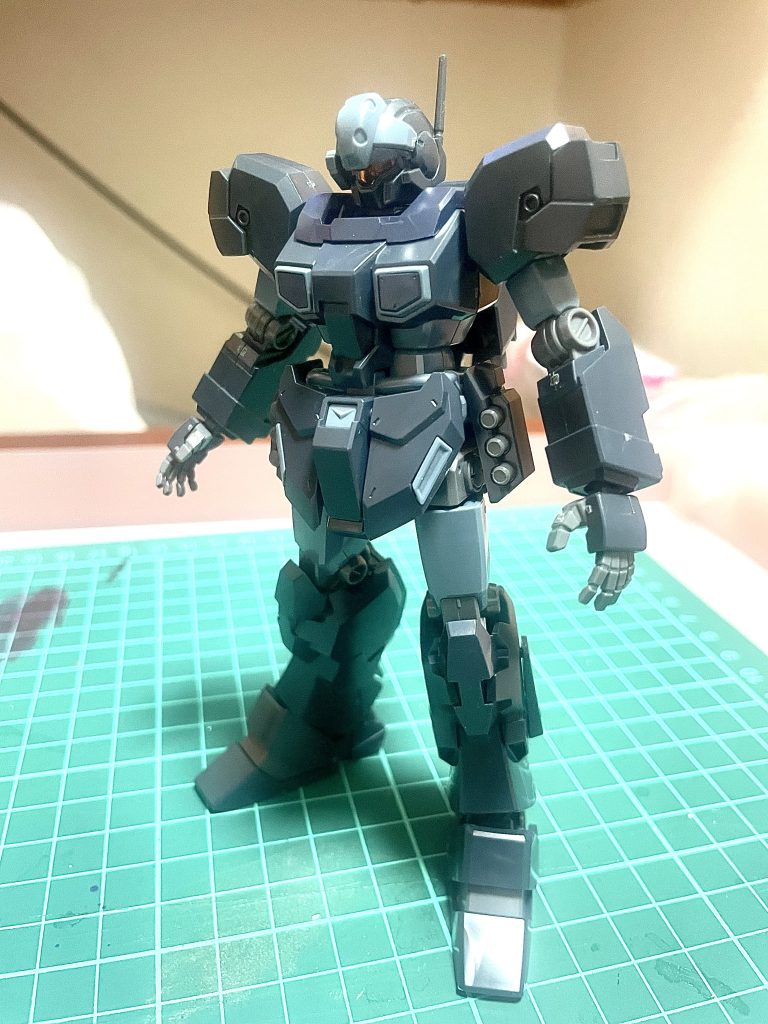 素組の段階で素敵なプロポーション。けれど、なんか自分的に成型色がいまいち。塗装とデカールの後押しは半端無い。