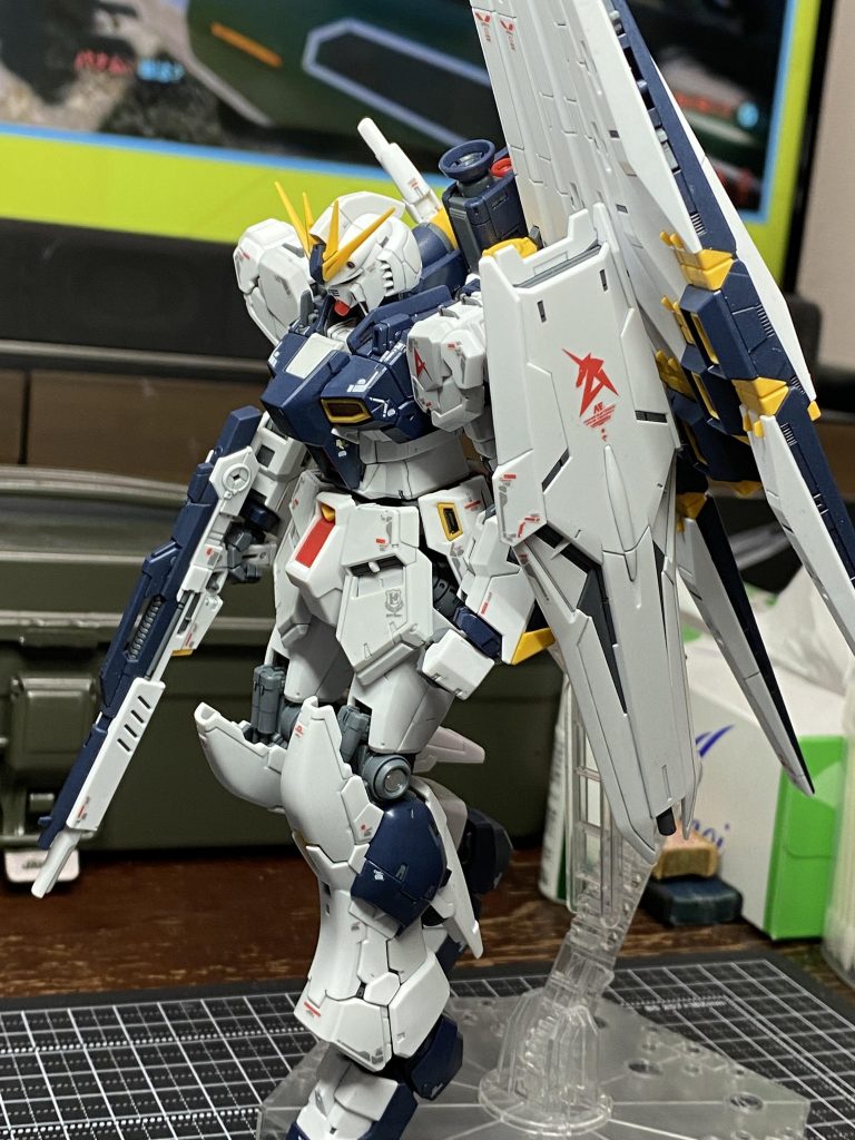 最後だけ、つや消しのトップコートで仕上げてます。