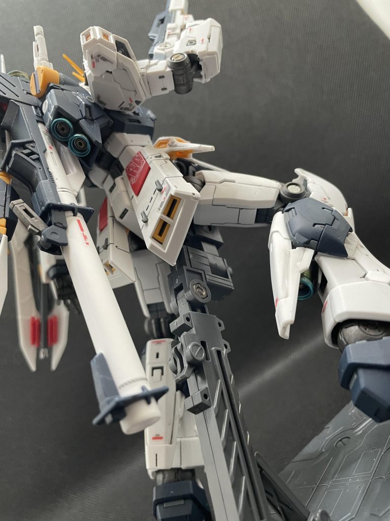 ふくらはぎからチラッと見えるバーニアがお気に入り♡