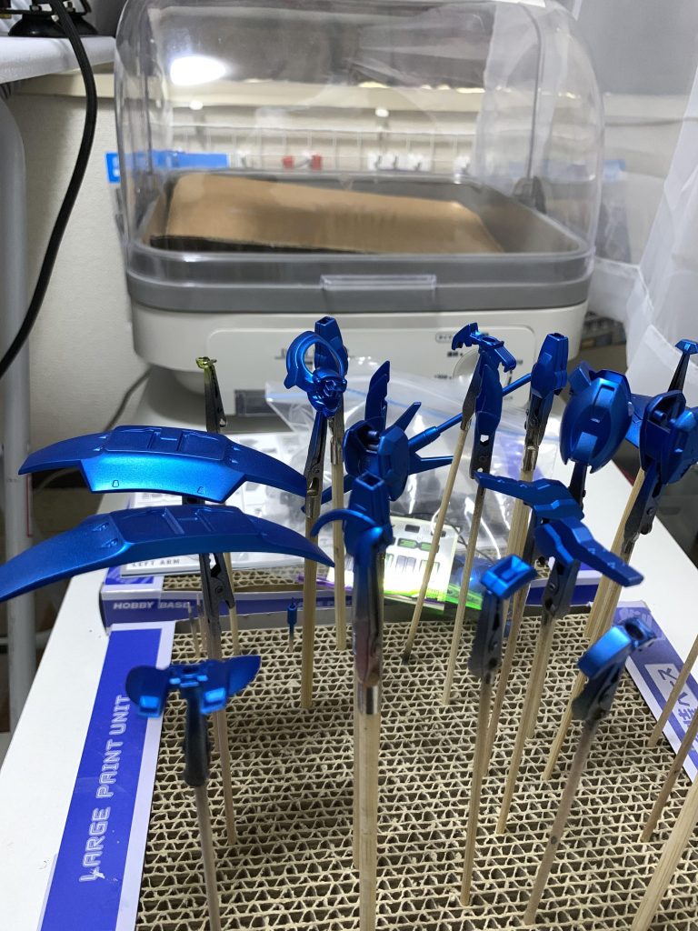 この色出すまでにめちゃくちゃ使います…HGで2本目安かな。イエローとレッドも買ったから次はそっちも挑戦します。