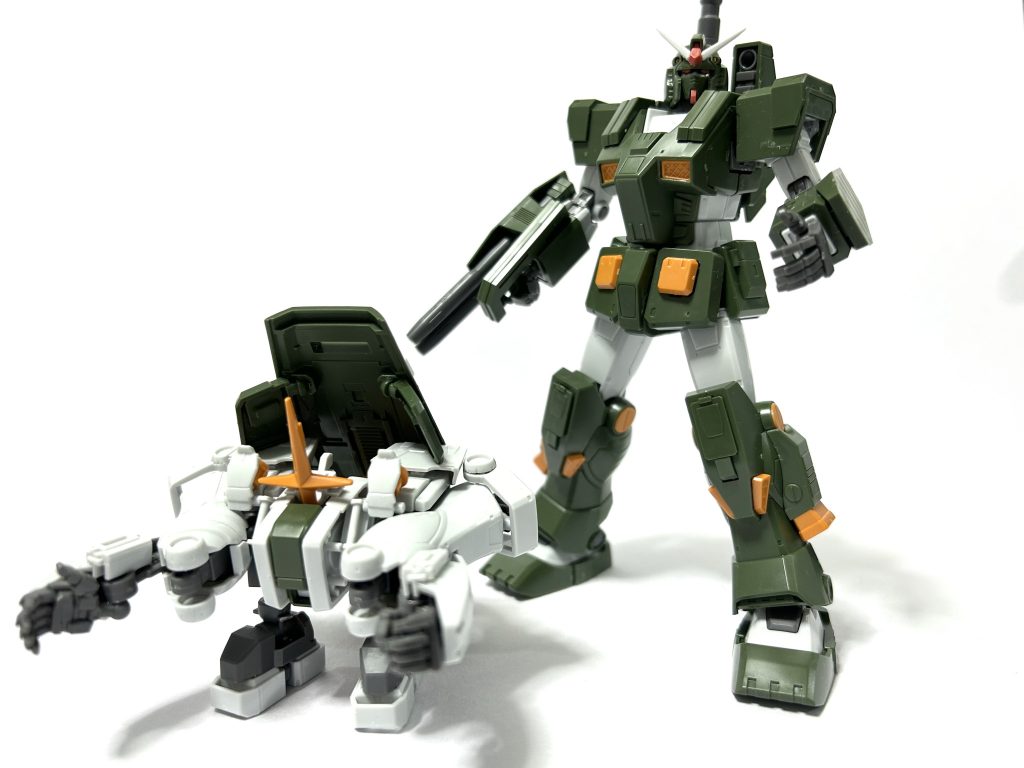 フルアーマーガンダムと並べて撮影。