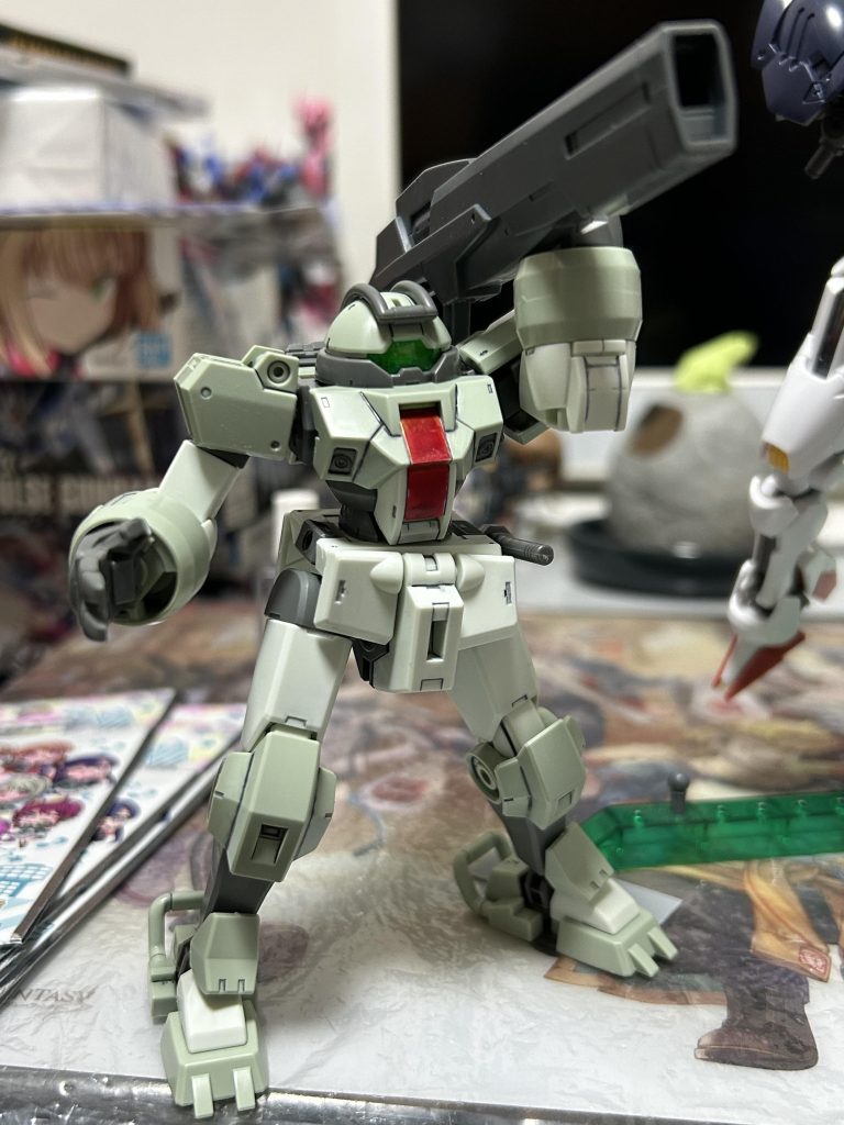 バックパックの3mm穴が何かに使えないかと色んなカスタムを試していました。AGE-3のシグマシスライフルがドンピシャ。さしずめデミキャノンとでも呼ぼうか…