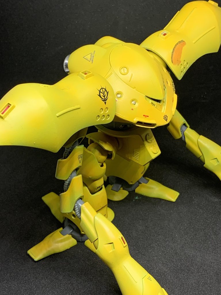 左斜め上から