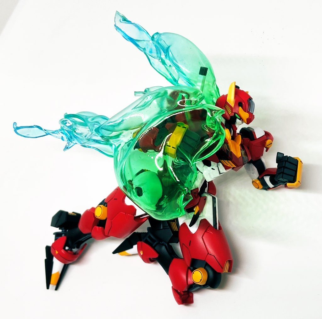 リベンリオンって曲を聴きながらこのガンプラを観ていただけると、方向性が伝わると思います笑