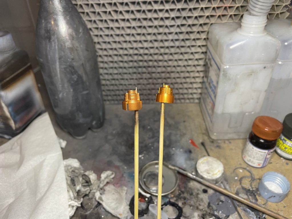 追加バーニアにパールカッパー塗装後にクリアーブラウンを塗装しました。