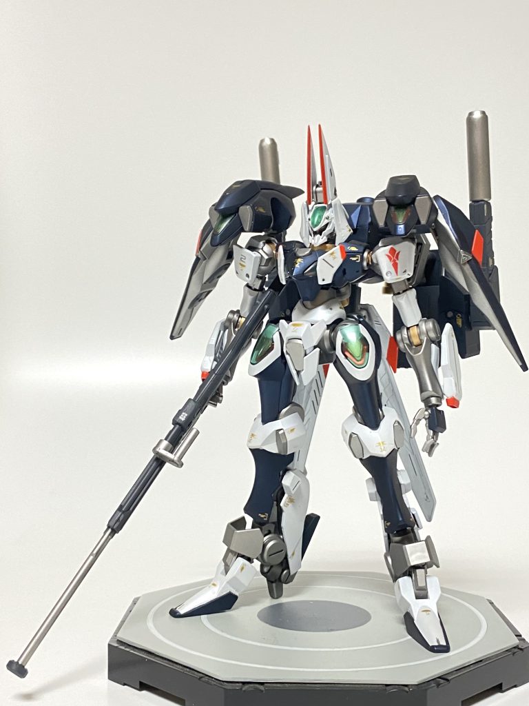 MS単機で。リフティングボード無しでも高機動バックパックの性能で十二分な飛行能力を備えている。