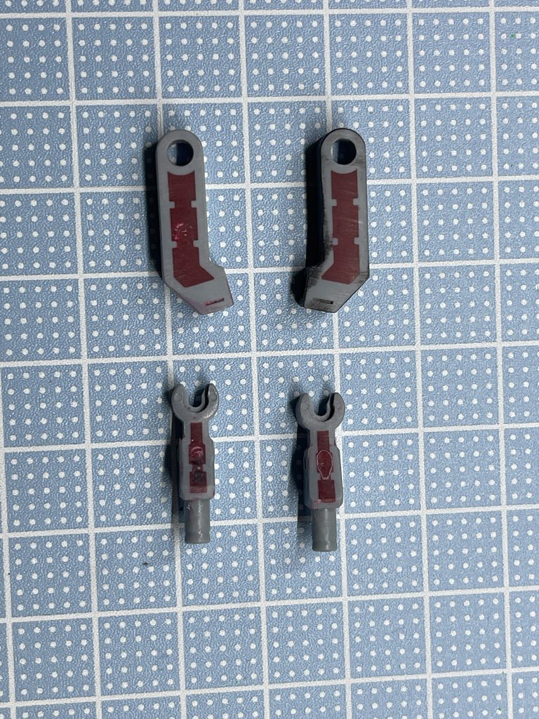 肉抜き穴はカラーパテで埋めてます