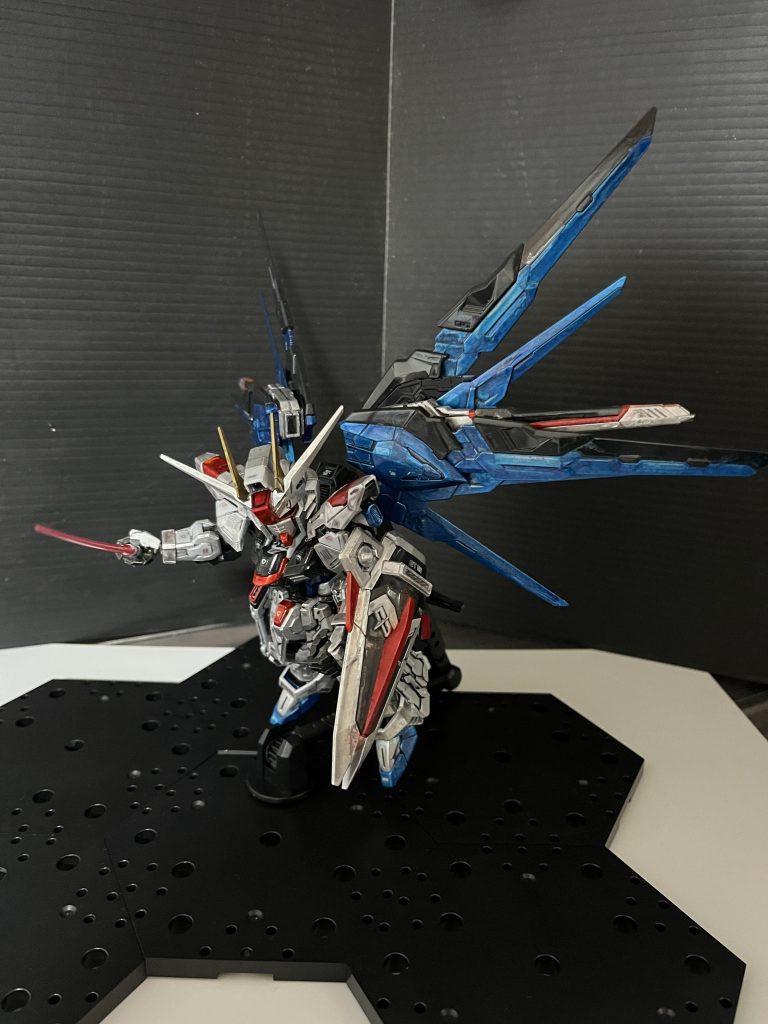 フリーダムガンダムＳＤMG–4枚目/制作者：アッキー