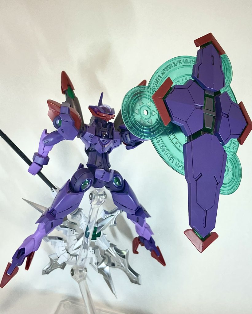 盾の後ろに魔法陣を付けて、魔法演出