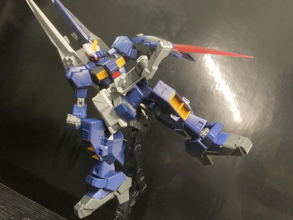 サブアームにサーベルを持たせられるということは！