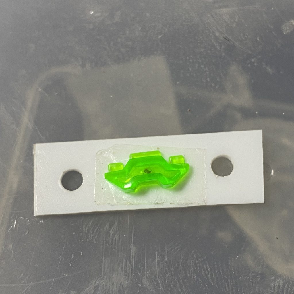 プラ板に貼っつけておゆまるで複製しました