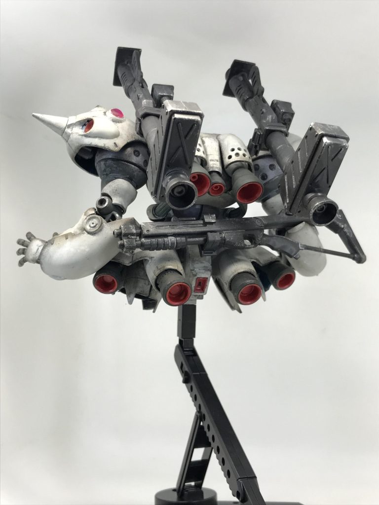 バックショットMGはデカすぎて置き場所に困るので今回の生け贄に選んだのですが…なんかさらに置き場所に困る作品になってしまいました😭