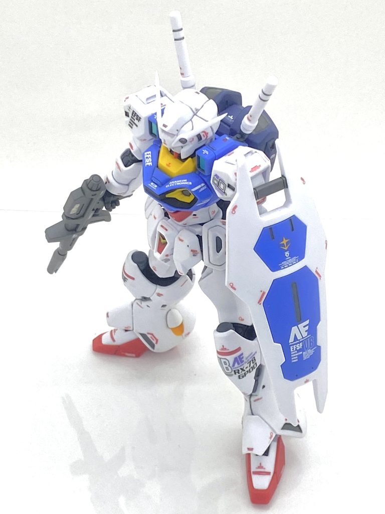 メタリック以外の部分は(クレオス)Mr.カラーGXスーパースムースクリアーを吹き付けております。