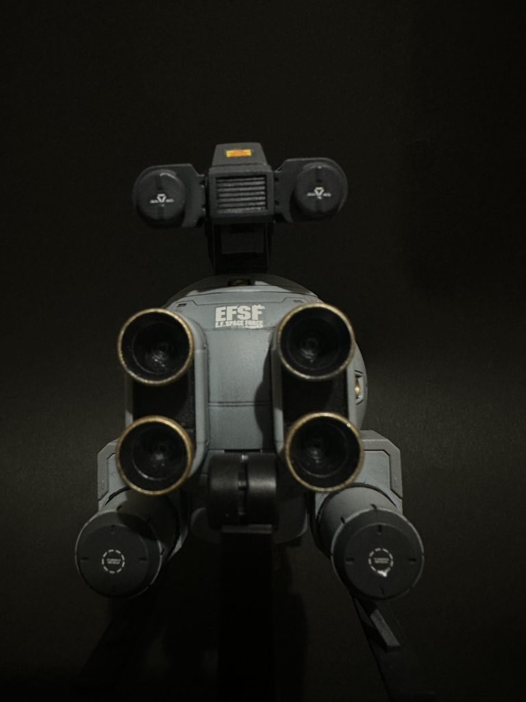 バックショット。バーニア縁も薄く削ってあります。 　