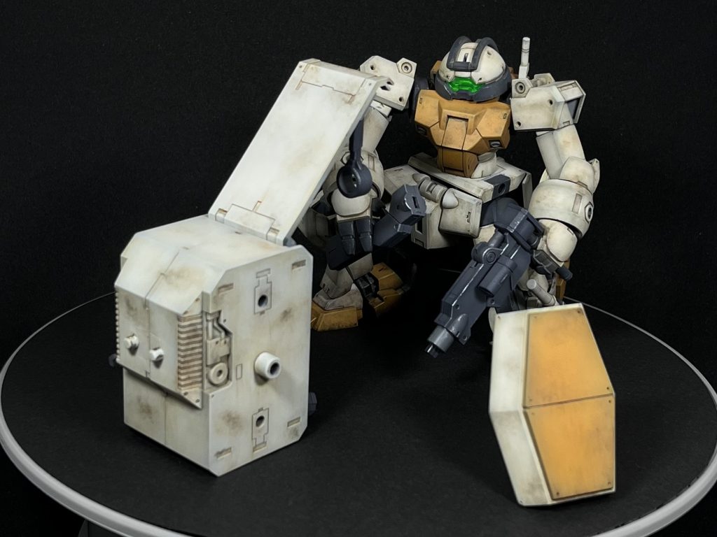 現場までダッーシュ。コンテナ下ろして武器組み立てて。。。