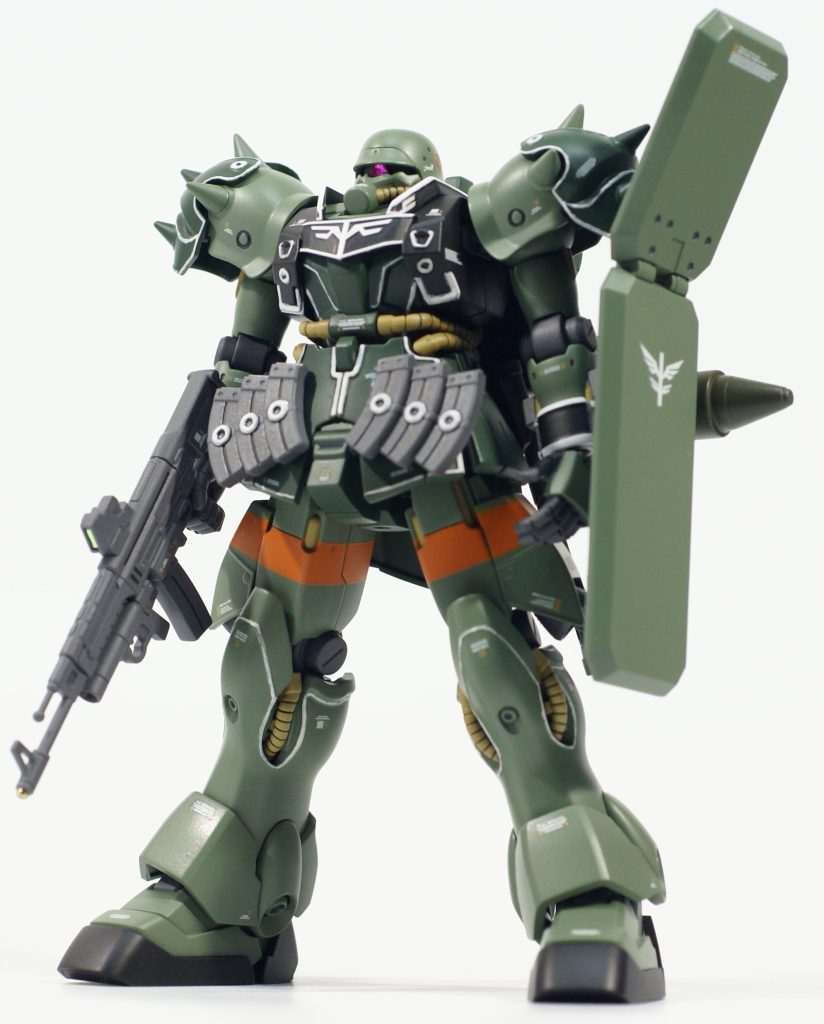 エングレービングも塗装もしっかりと