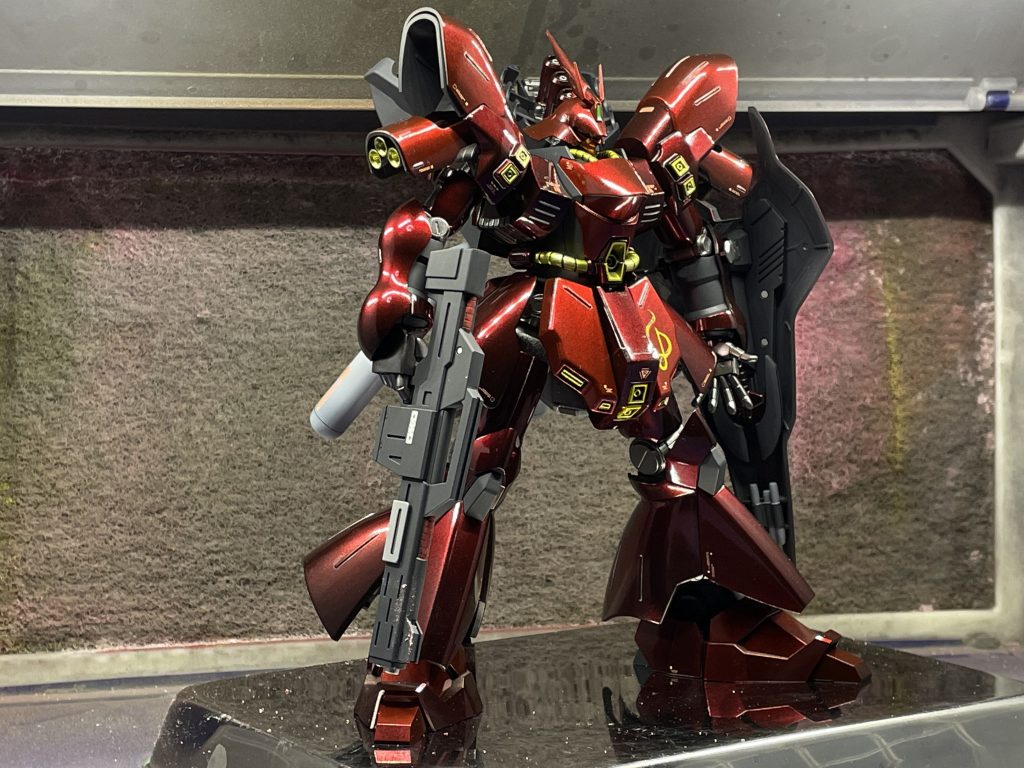 メタリックを粗く吹いてみたのですが光の加減でグラデーションっぽく見えるでしょうか？