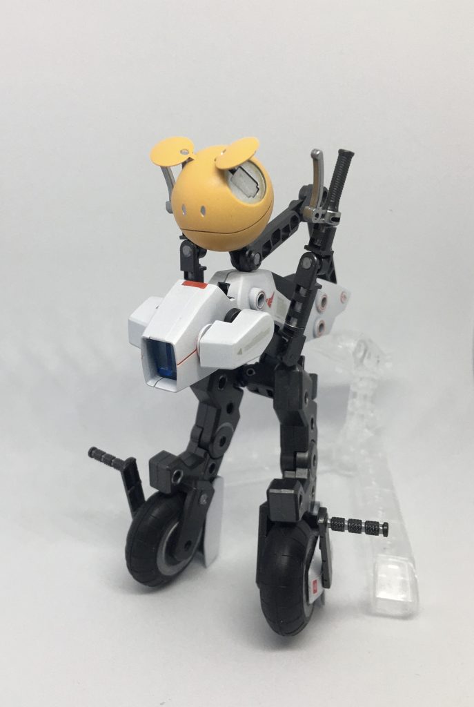 ハロ…ハロ…コントロールヲノットリスルゾ…ハロ…ハロ…