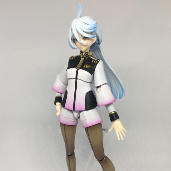 ミオリネ　お揃いの制服