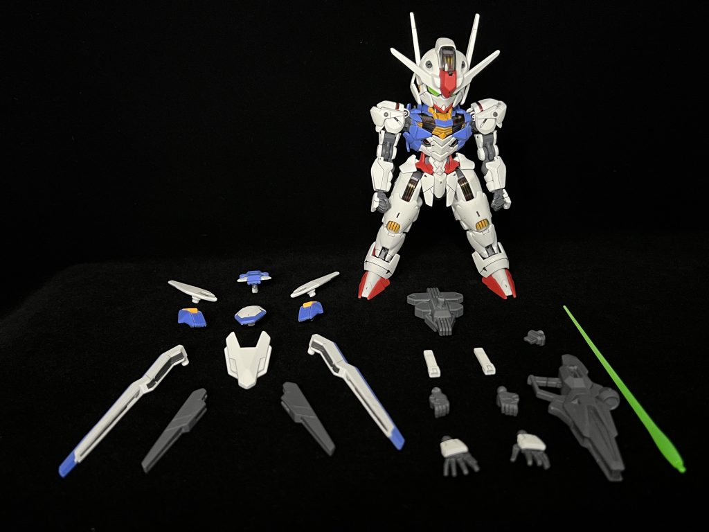 今回制作した全パーツです。握り手と武器持ち手の手甲は共用。白:MSホワイト赤:MSレッド黄:キャラクターイエロー青:MSライトブルーグレー:MSファントムグレー飽き性なのに約3ヶ月走り続けられたのは奇跡でした＼(^o^)／最後までご覧頂きありがとうございました！