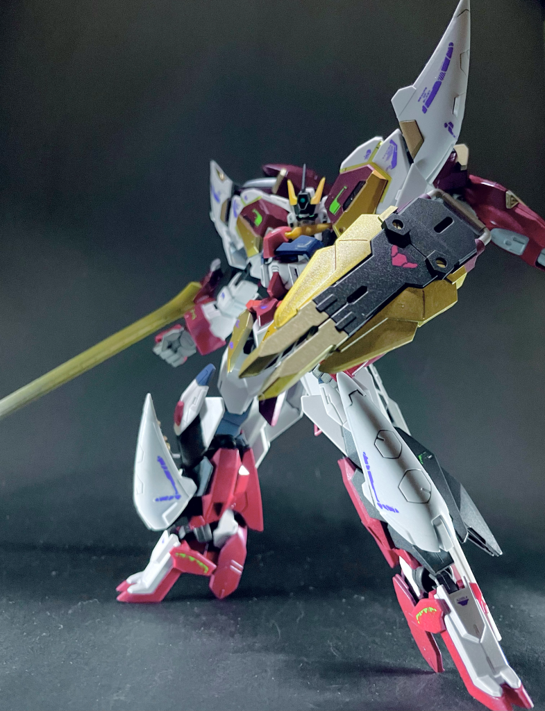 カイゼルガンダム–2枚目/制作者：sino