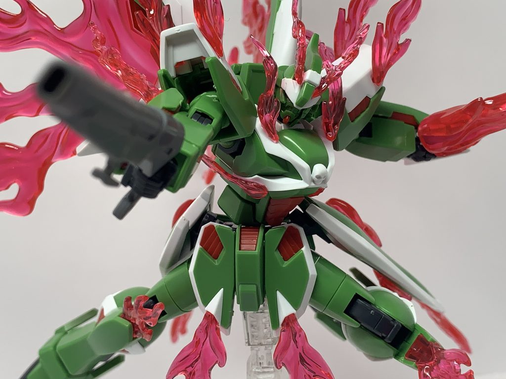 ファントムライト展開状態でのバタフライバスターBとフレイム・ソード。