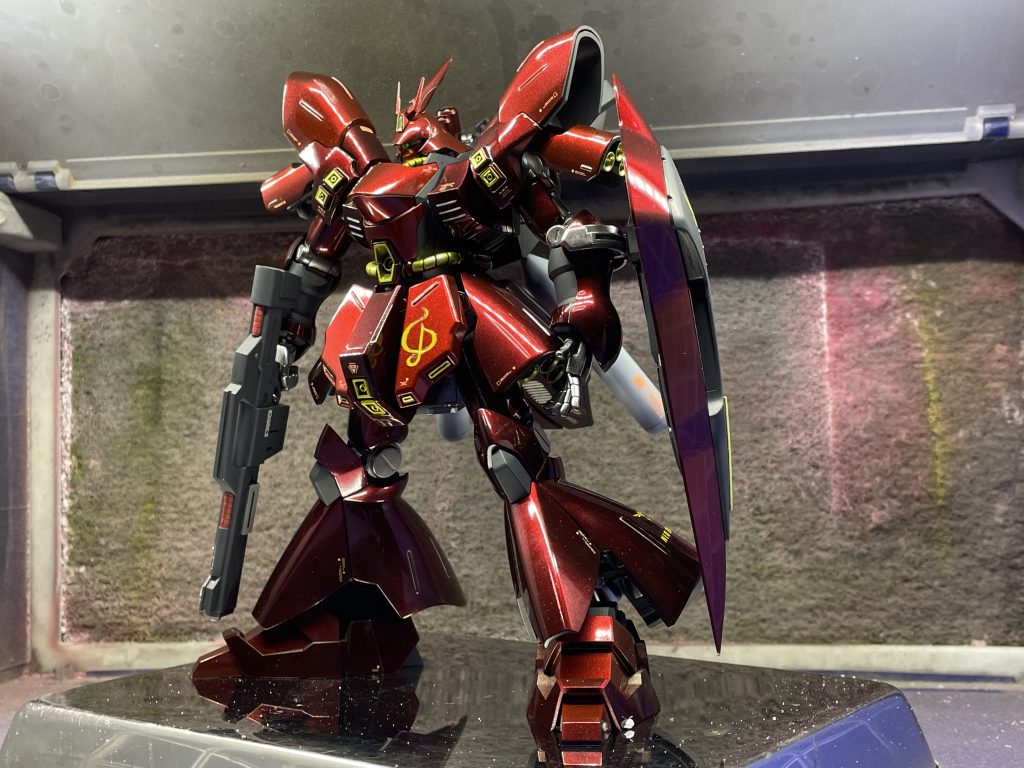 モノアイはHアイズに変更しました