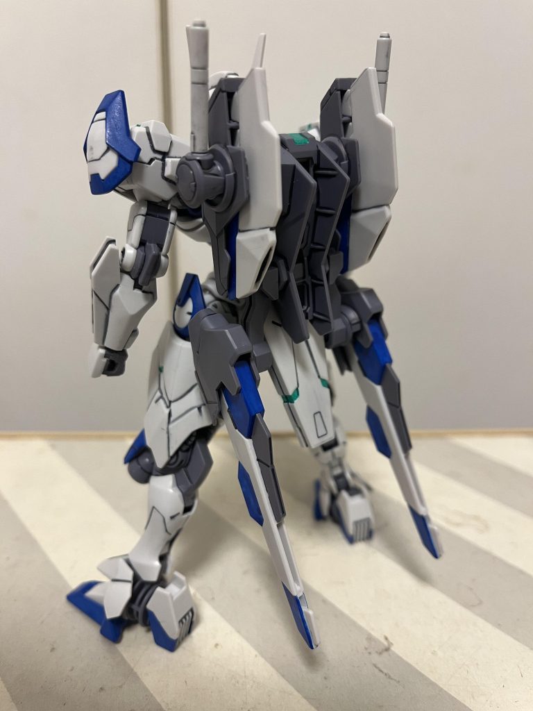 ちなみに後ろは違い過ぎるので錯覚することはありません!