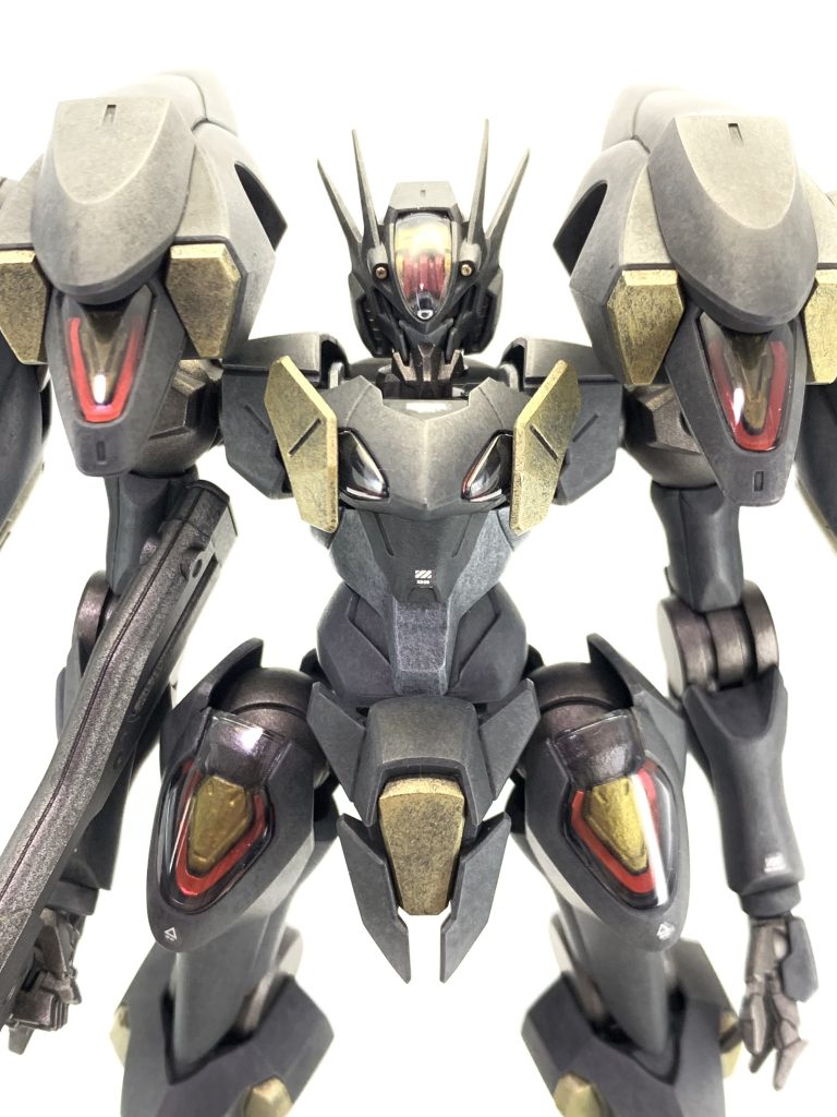 塗装はドライブラシで仕上げてます🖌何となくKMF蜃気楼にも見えるな…。