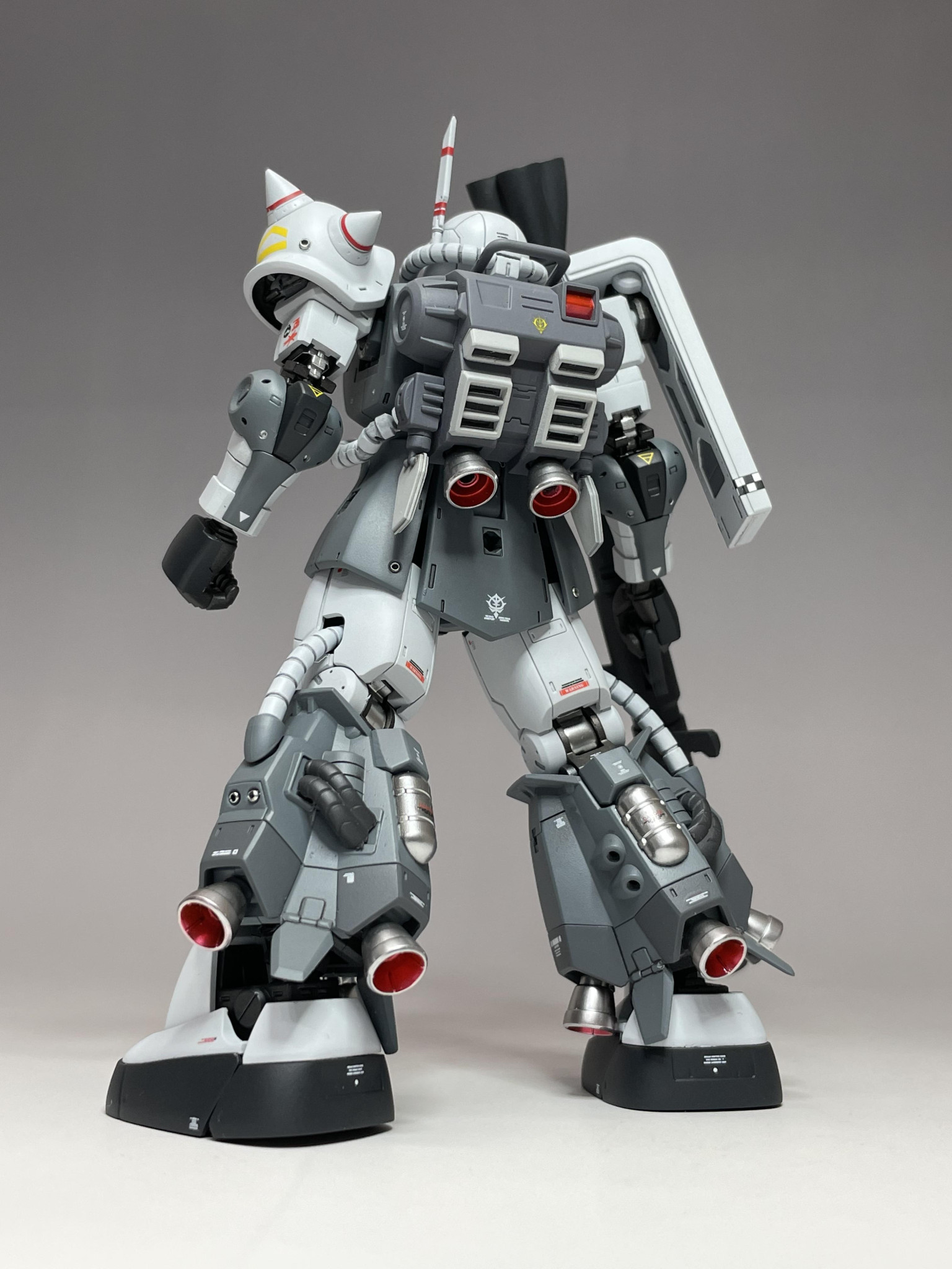 HG MS-06R-1A エリック・マンスフィールド専用高機動型ザクII