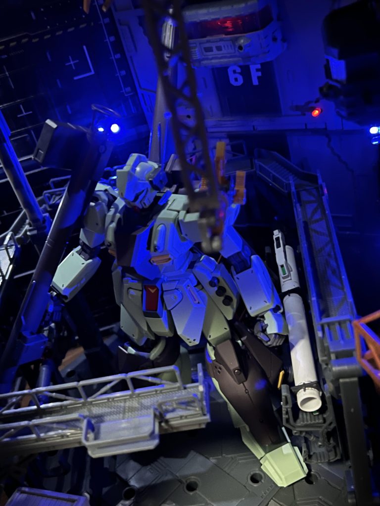 AE＆地球🌏連邦軍EFSF ネェルアーガマ内MS格納庫ジオラマ♪–3枚目/制作者：SINANJU