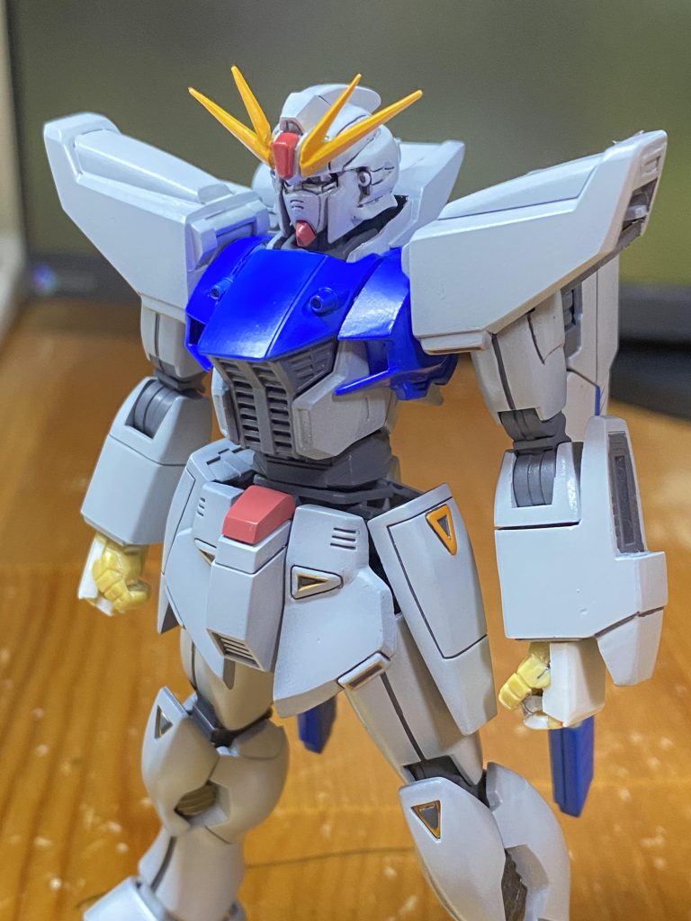 初めてハンドパーツも挑戦しました