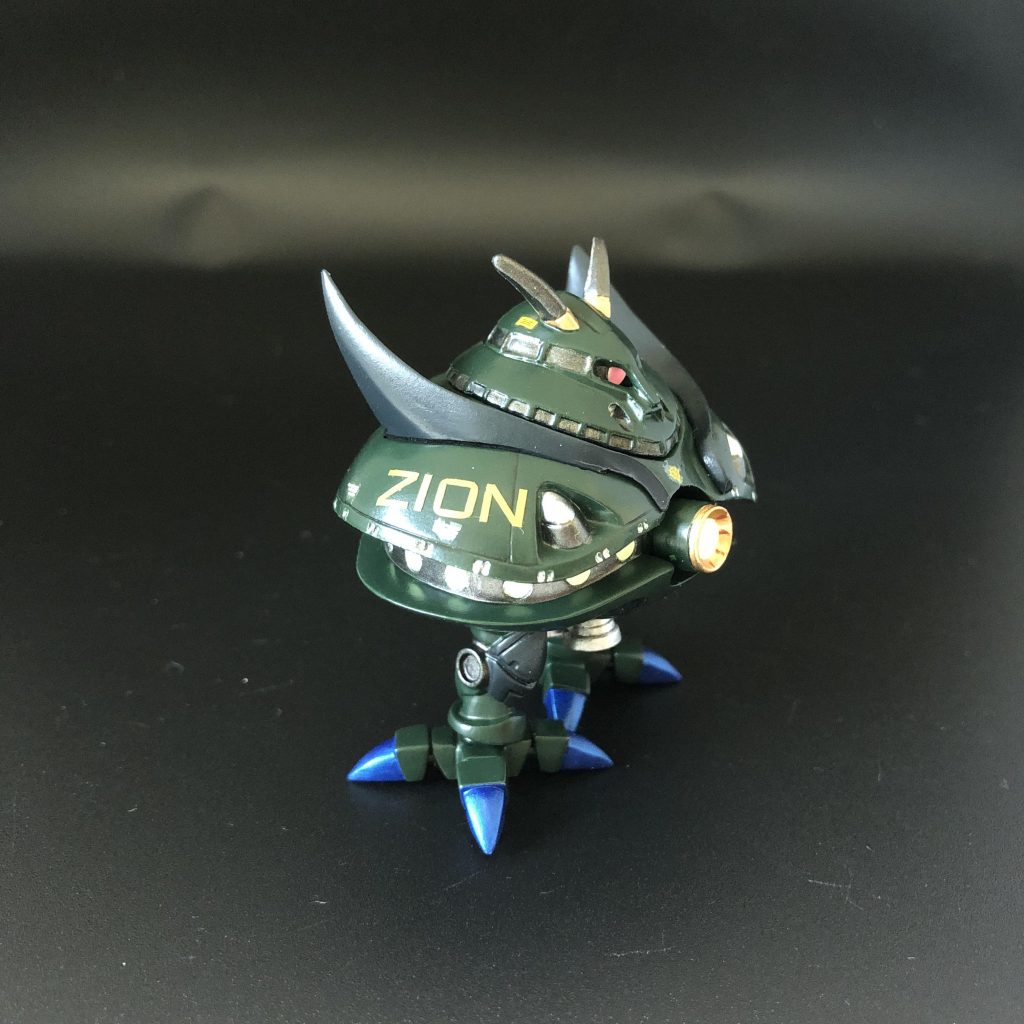 これも、ジオンのロゴはカッティングプロッターで!