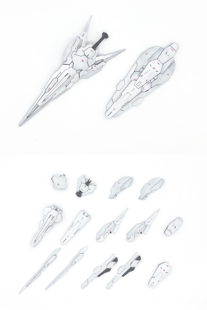 コンポガンビットセイバー今回、中学生の時に購入した発売当時品の塗装を落としてリメイク。先端の刃部をソードビットをベースに新造。シールドと馴染むよう全体的にダウンディテールなどを施し細かく形状変更をしました。盾と剣、それぞれ7+7で14基のガンビットに分離。混ぜて並べても違和感の出ないよう改修しました。