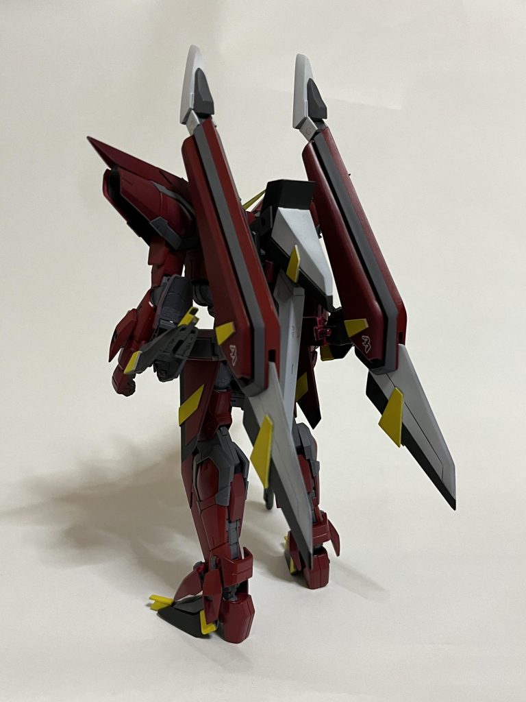 こちらが背面です、新造したパーツが並んでるので結果お気に入りです