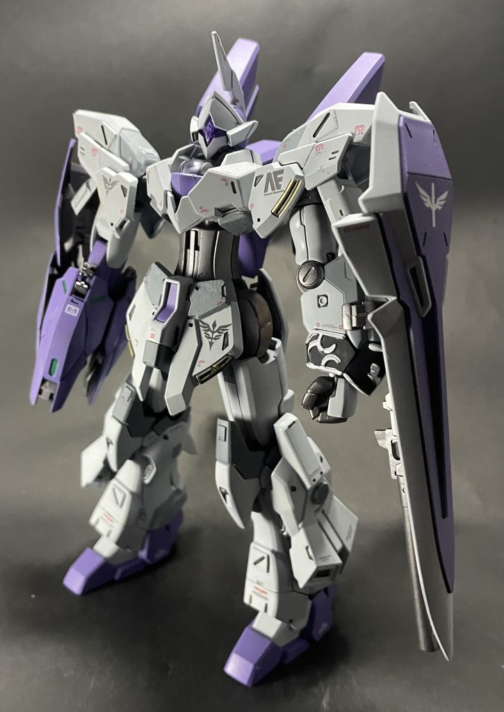 全体的にシナンジュ・スタイン要素強めで、悪役感マシマシな感じをイメージして作りました🦹