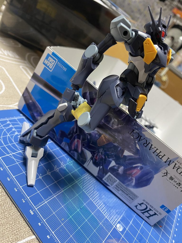 ストレスが溜まると逆関節にしてしまう癖があるみたいです。やりながら「何とでもなるはずだ！」と｣(｡Д｡｣)