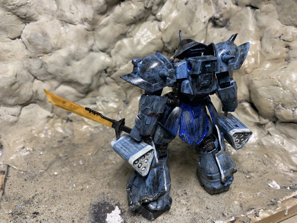 折れた腕を上げよ、立てぬ足で前へ–3枚目/制作者：超兄貴