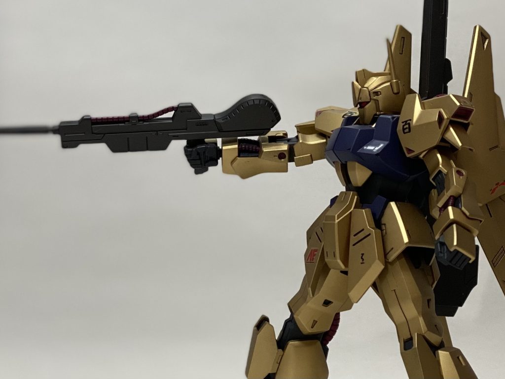 肩を水平方向に上げると、背部フレキシブルバインダーに干渉するので、ポーズの自由度はあんま無さそう。