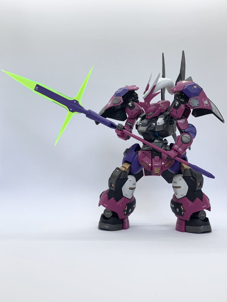 白い背景に映える気がする。