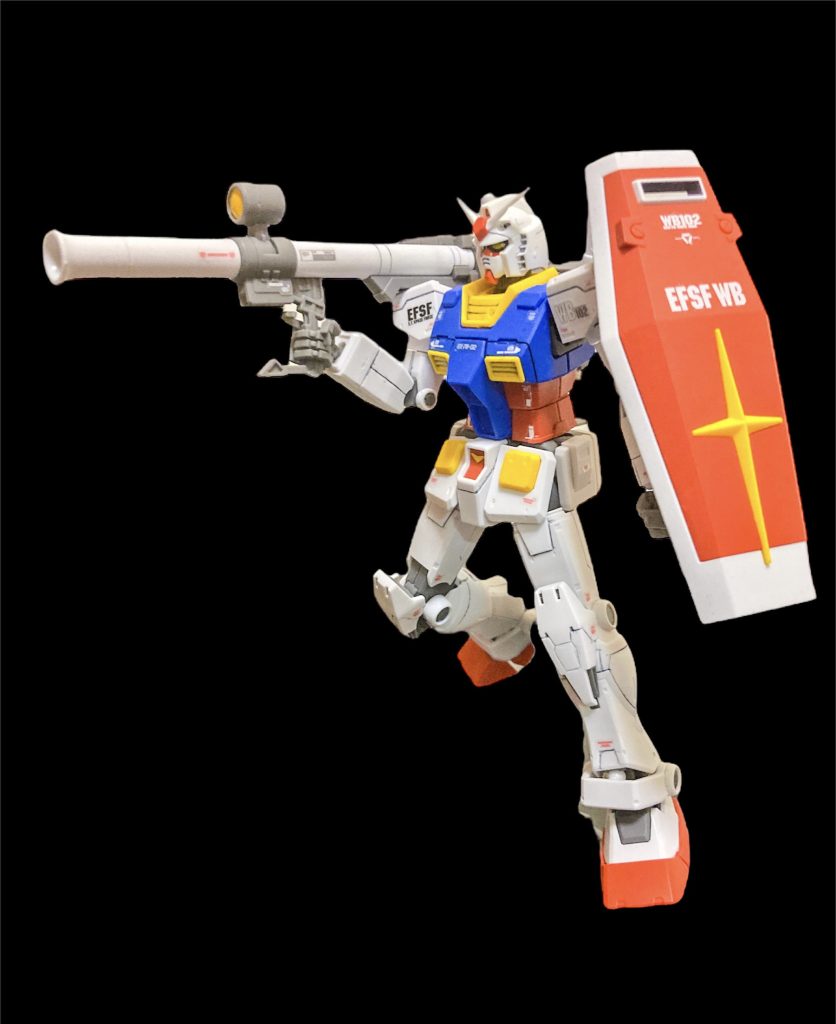 バズーカを手に目標へ向かう