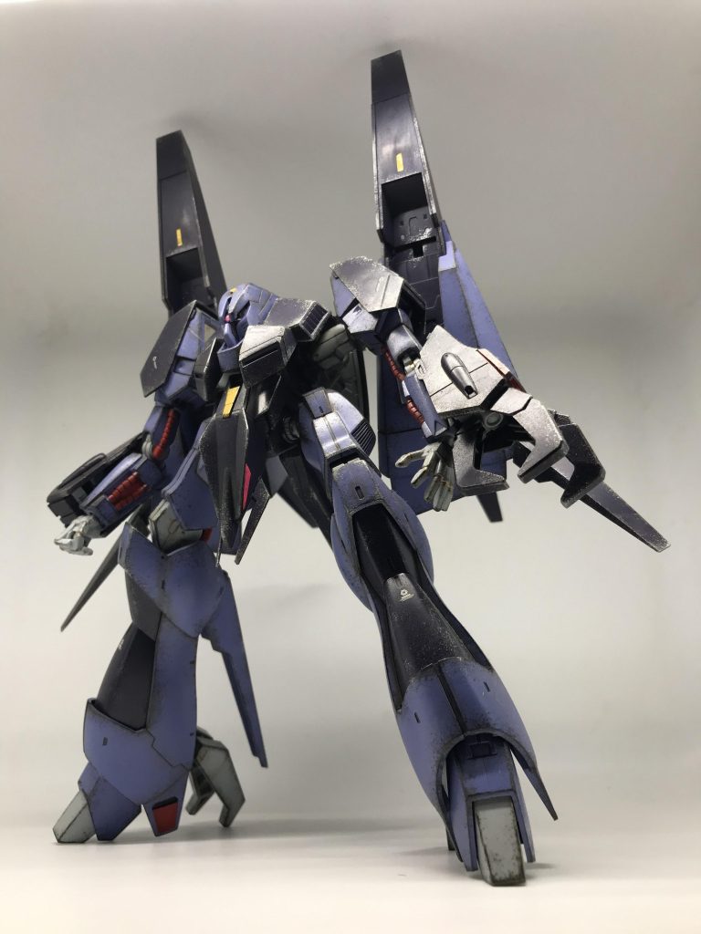 カッコよいキットなのだけど…私の汚しが手抜きすぎて台無しに😨これたぶんガザCと同じ時期に作ったやつですね