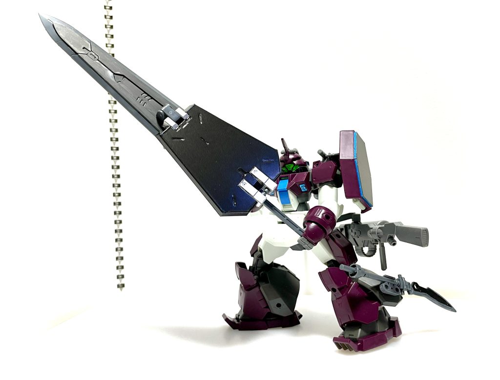 【パリィングバスターソード】巨大剣の護拳として装着された。これはかつてビームパルチザンを愛用していたグエルのバトルスタイルにばっちりハマった。