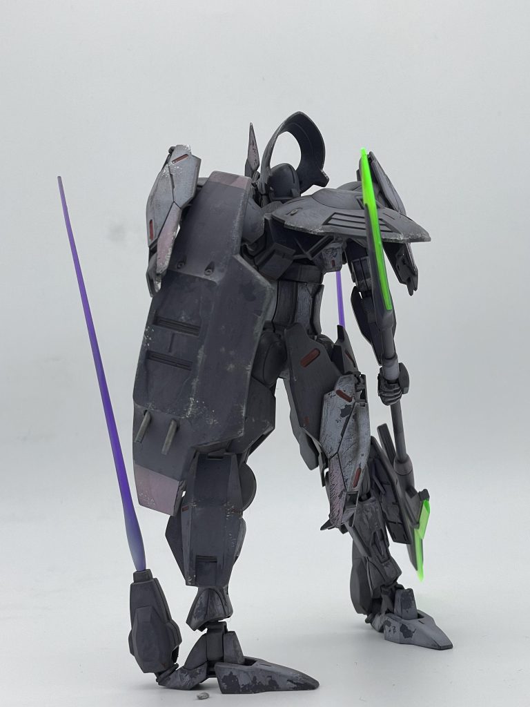 今回初めて行いました、チッピングメディウムを使用したケープ剥がしもなかなか楽しく作業することができました〜マスキングのとき塗膜持ってかれてリタッチしたりしてまぁ大変でしたね