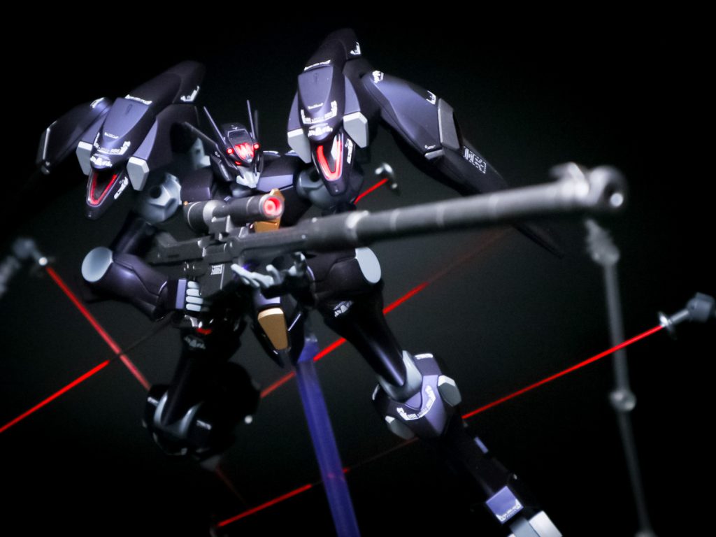 ガンダムファラクト–2枚目/制作者：T-self