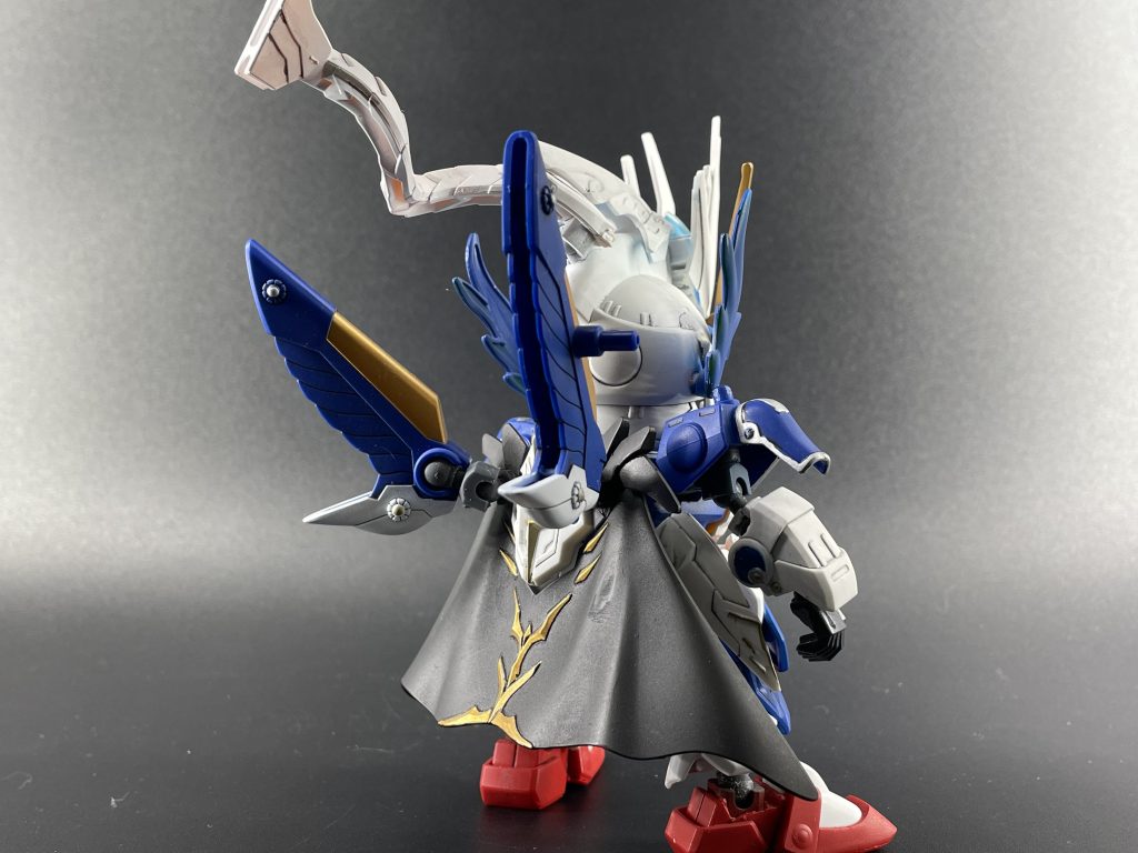 後ろ姿。ミノフスキードライブの塗り分け上手くいって気持ちいい…