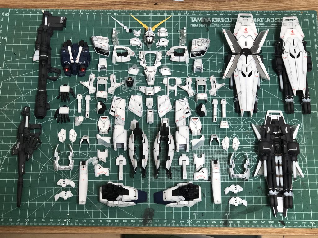 組み立て前のマイブームです。