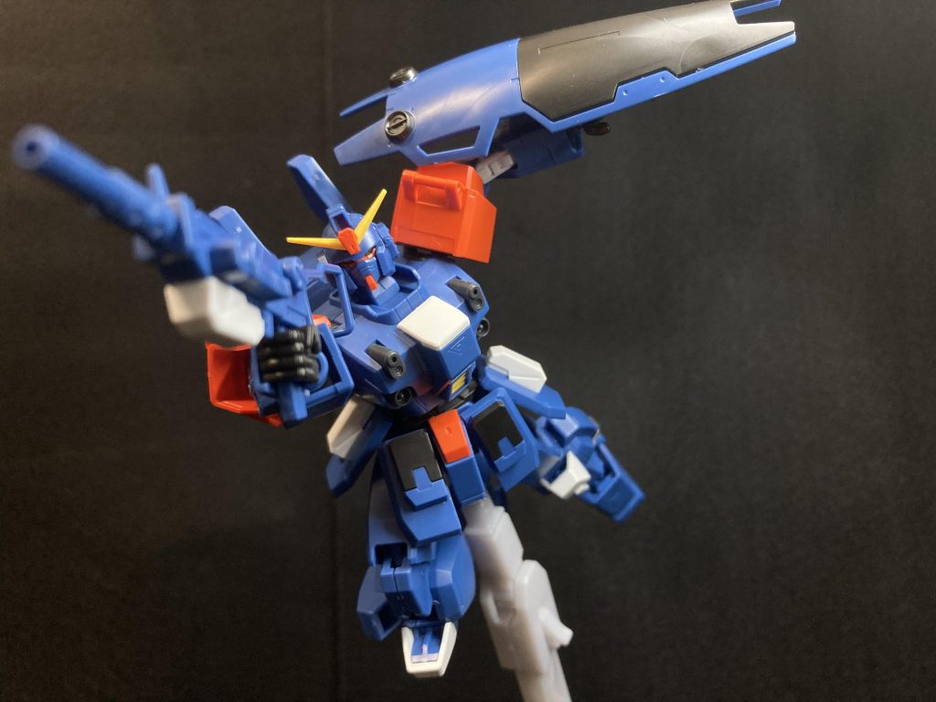 もちろん射撃兵器を持たせた時のかっこよさランキング(虚言)でも上位のブルーディスティニーさんですが