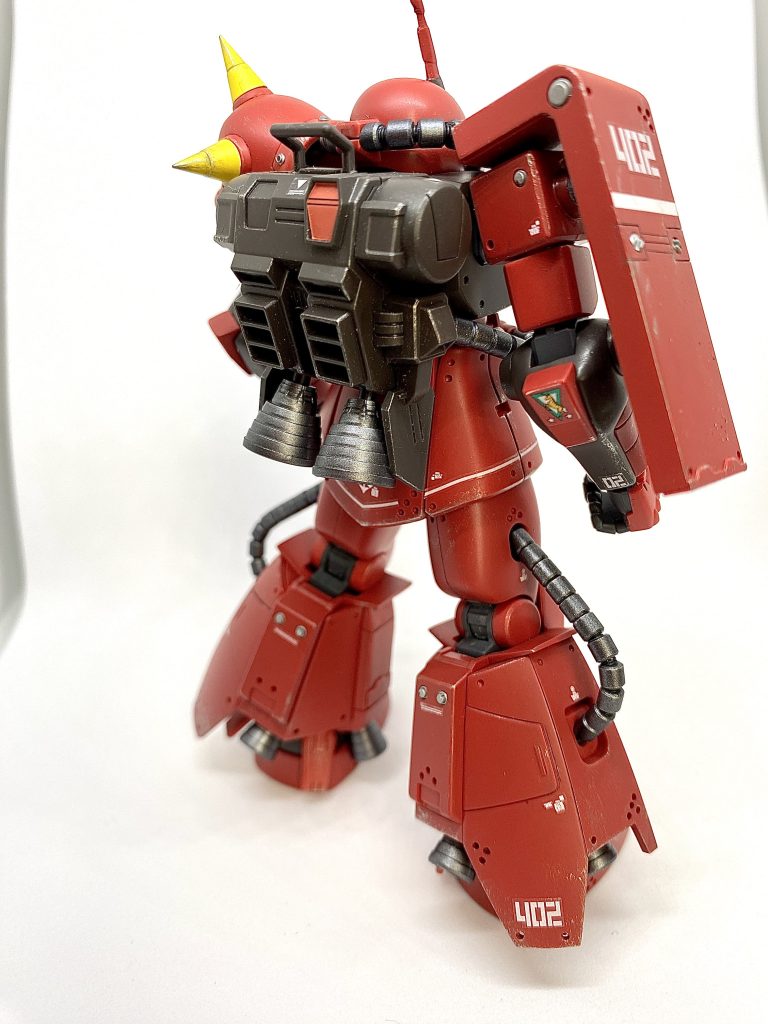 塗り分けが大変そうだったので、一部キット付属のシールを使ってます_(┐「ε:)_